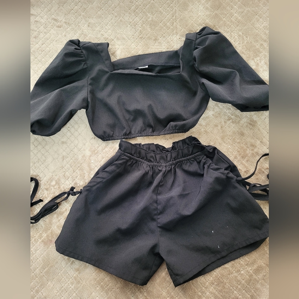 Girls‎ two peice outfit